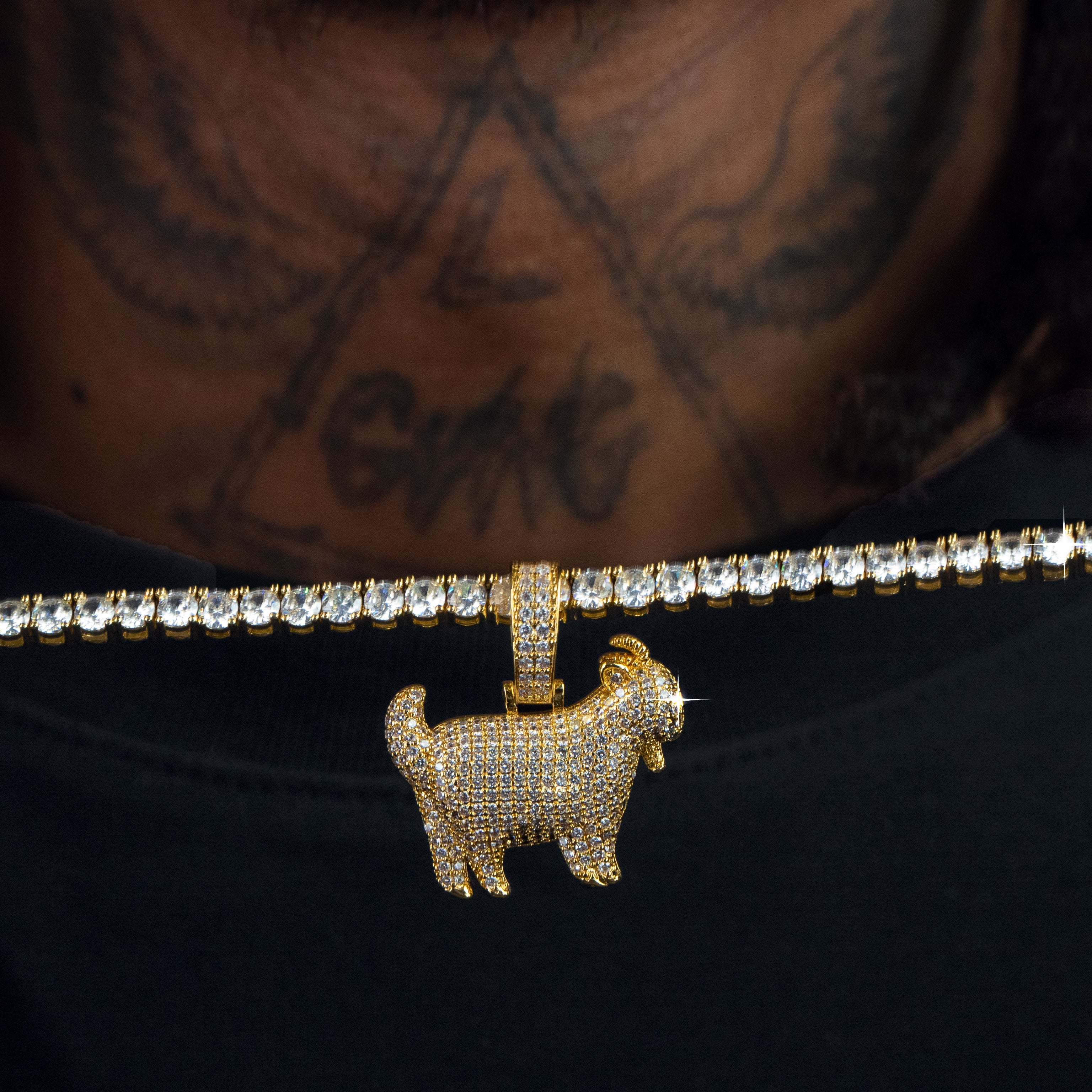 Colgante Goat Oro 18K
