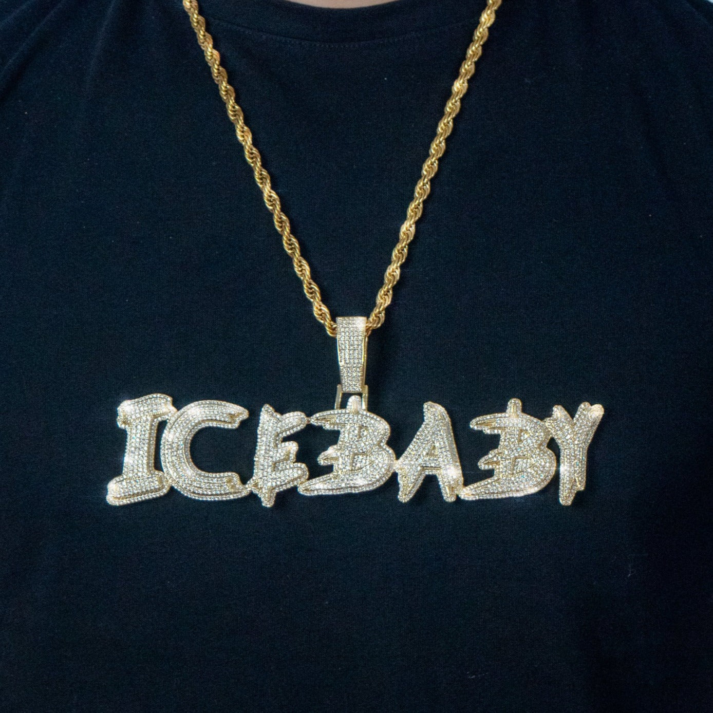 Colgante Personalizado Savage Oro