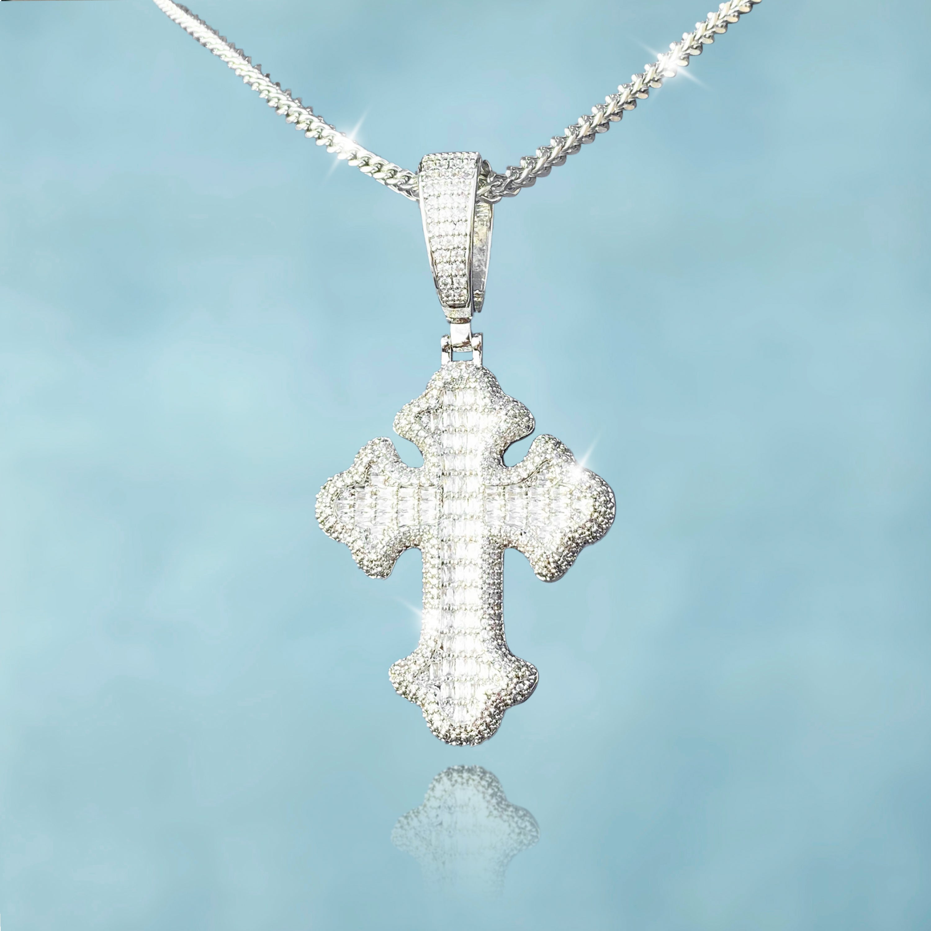 Colgante Cruz Gótica Grande Oro Blanco