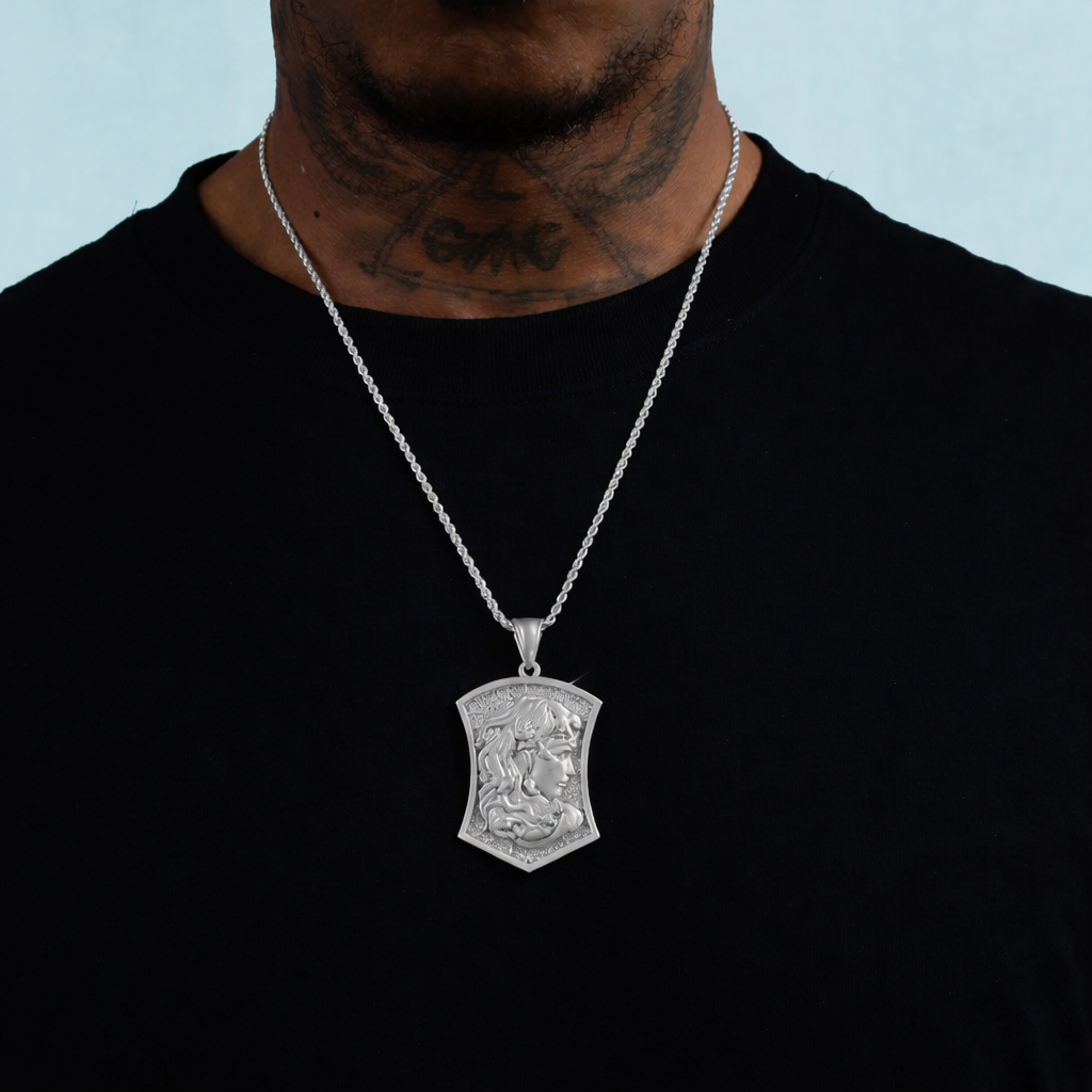 Colgante Escudo Medusa Oro Blanco