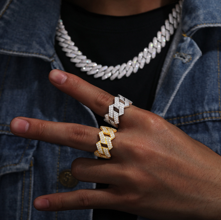 Anillo Ice Cubana Prong VVS Moissanite + Plata 925 Oro Blanco