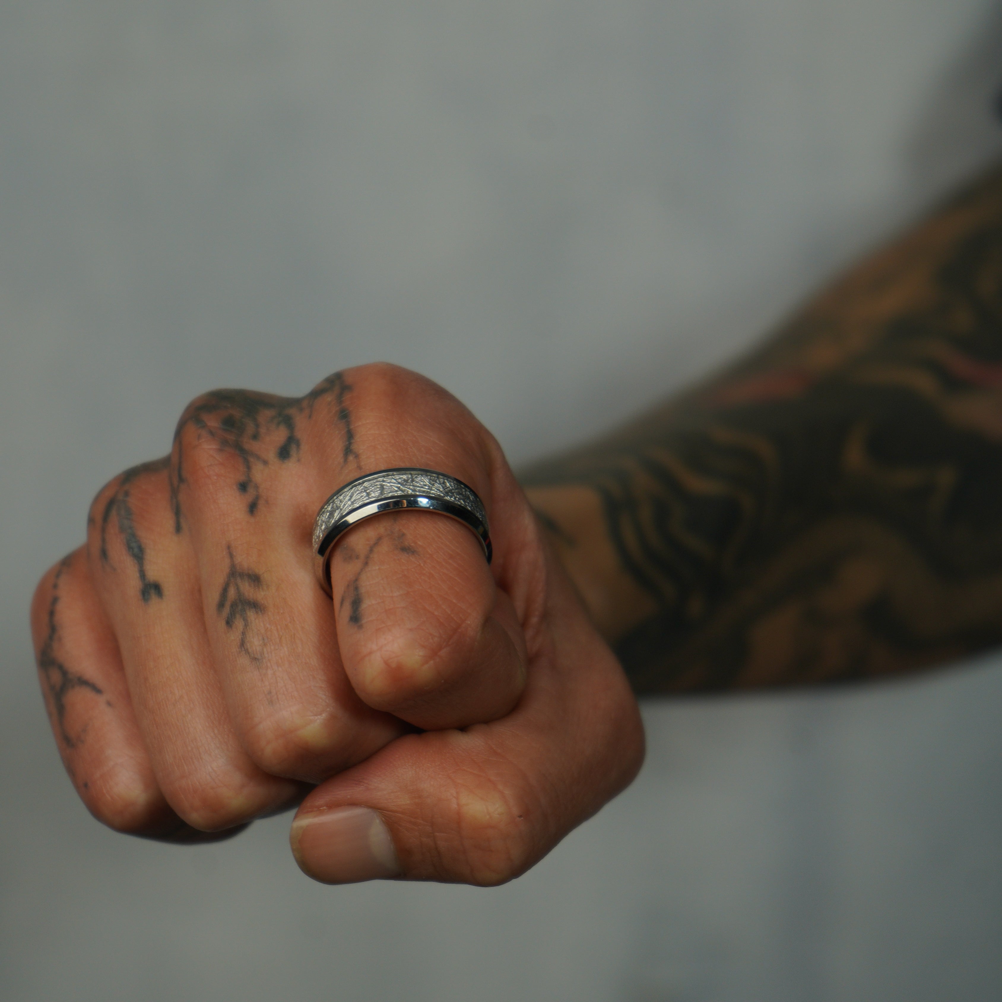 Anillo Ice Band Oro Blanco