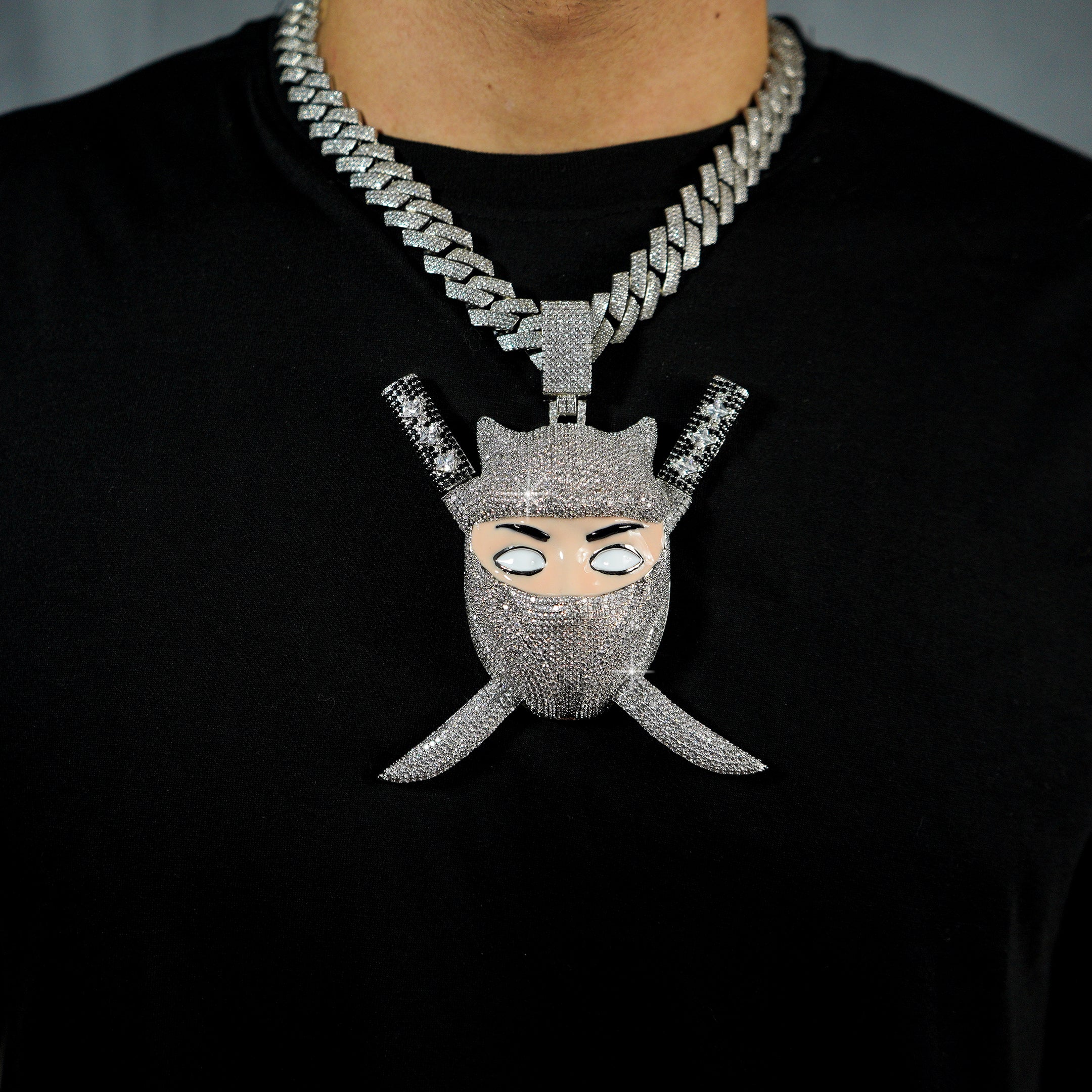 Colgante Ninja Edición Limitada Oro Blanco