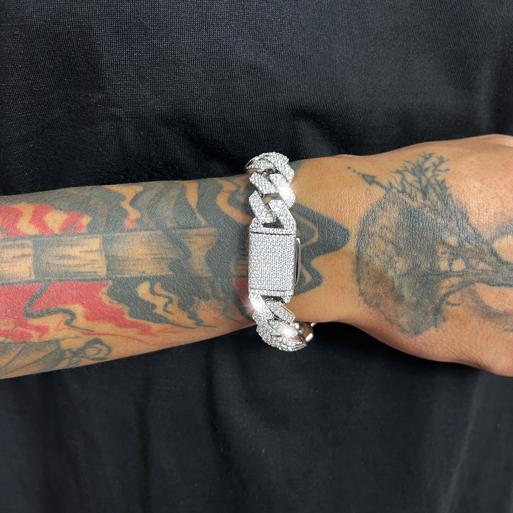 Brazalete Cubana Prong 15 Mm Oro Blanco