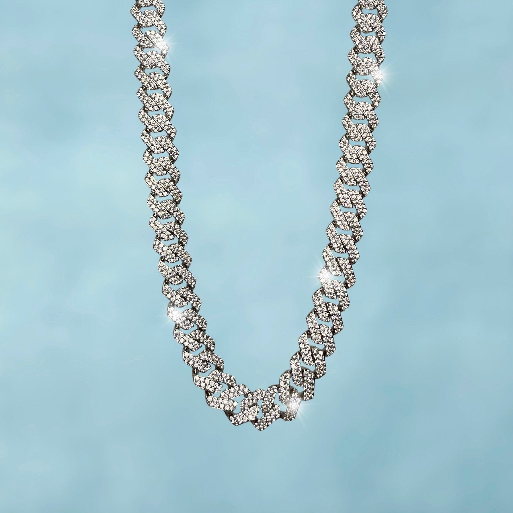 Cadena Cubana Prong 15 Mm Oro Blanco