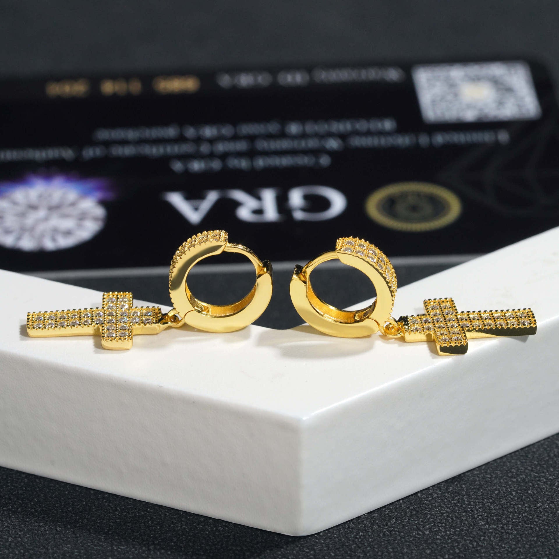 Pendientes Cruz Colgante VVS Moissanite Oro 18K