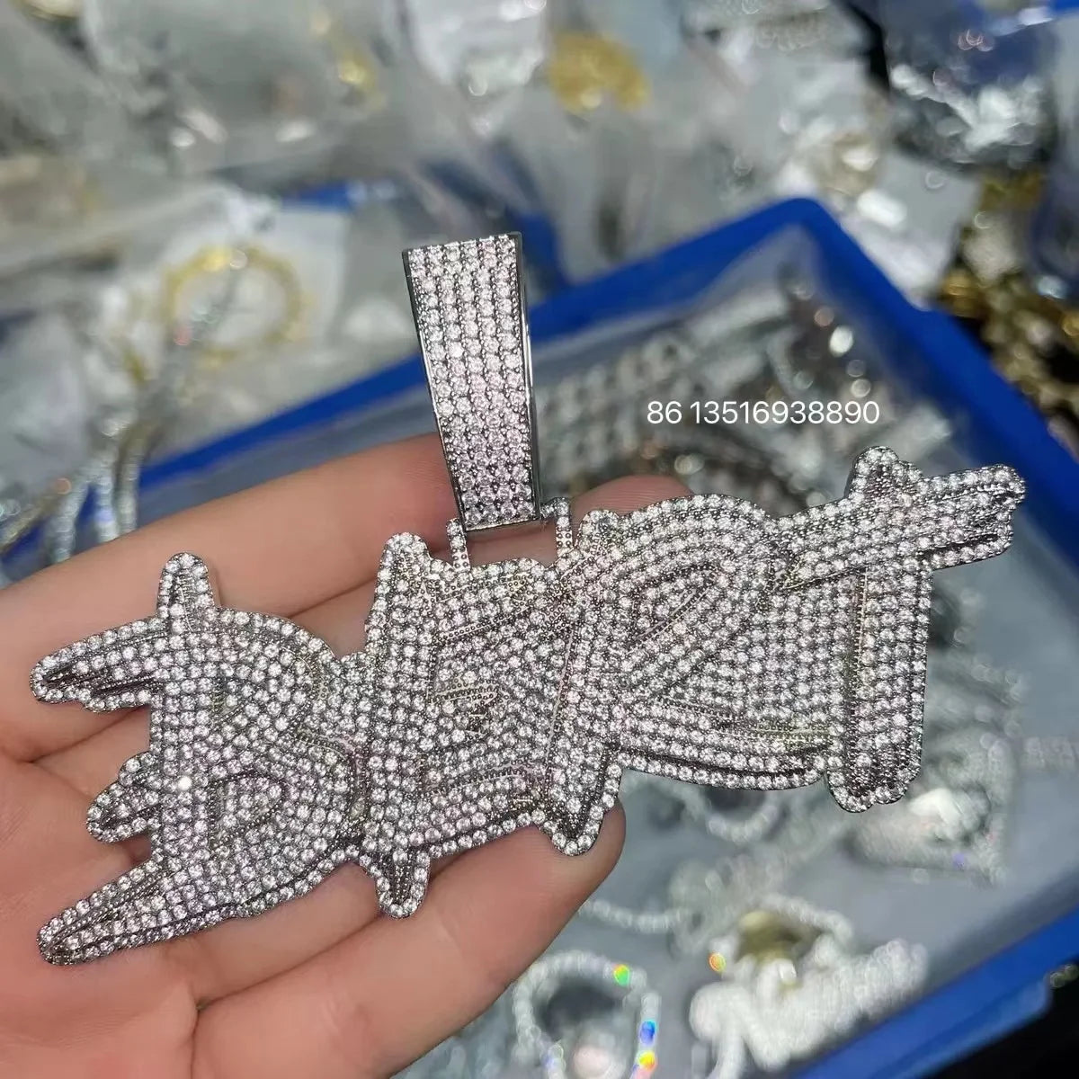 Colgante Personalizado Savage Oro