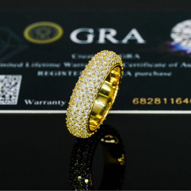 Anillo Clásico Bandas VVS Moissanite + Plata 925 Oro 18K con su certificado GRA